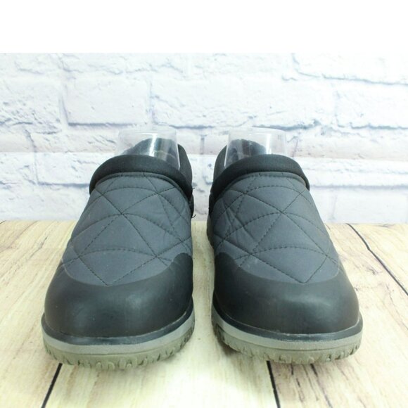 LL Bean Ultralight Black Nylon Insulated Waterproof Quilted Ankle Shoes Size 9 M - Picture 4 of 10